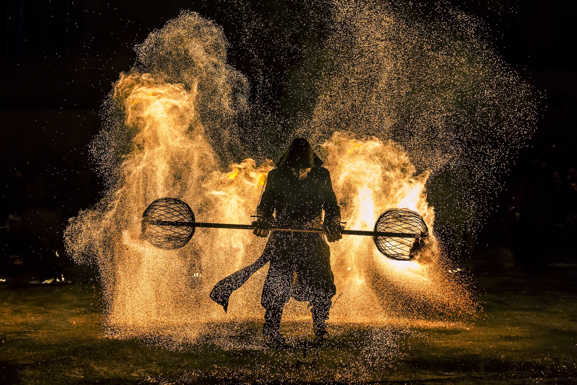 Yann Delcambre — longue exposition Feu, BOFC 2025